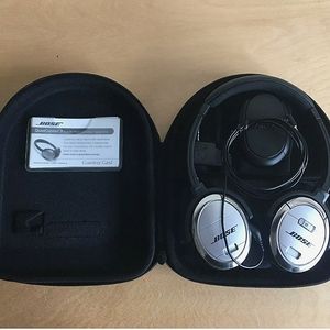 Bose QC3 Headphones with Case